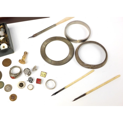 2915 - Miscellaneous objects including cuff inks, Victorian jewellery box and coins