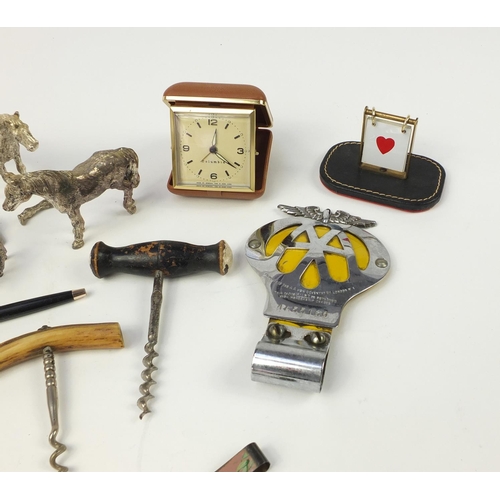 2904 - Miscellaneous objects including whist marker, AA car badge, fountain pen and corkscrews