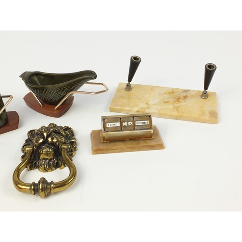 2539 - Sundry items including vintage cruet sets, lions head door knocker and desk calendar