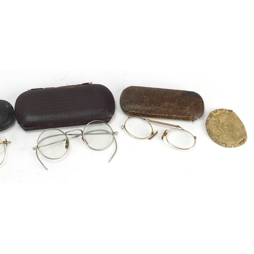 2941 - Victorian and later spectacles including gold coloured metal examples