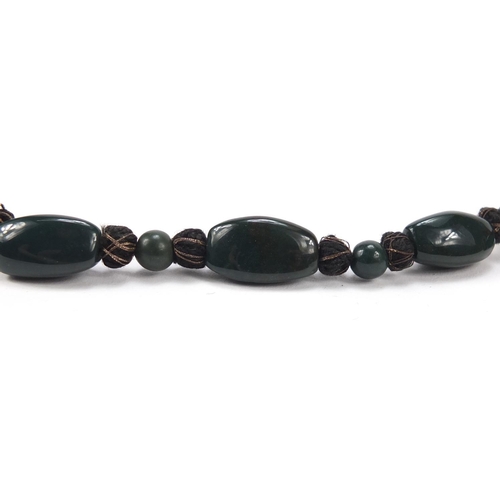 2982 - Green Chinese hardstone necklace