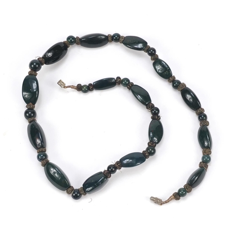 2993 - Chinese green hardstone necklace