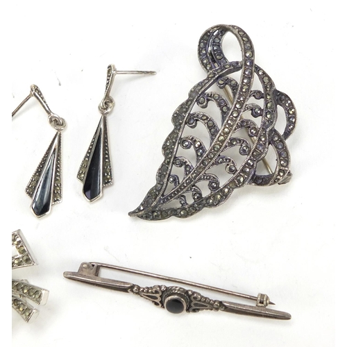 3003 - Mostly silver jewellery including marcasite brooches and a pair of Art Deco enamelled earrings