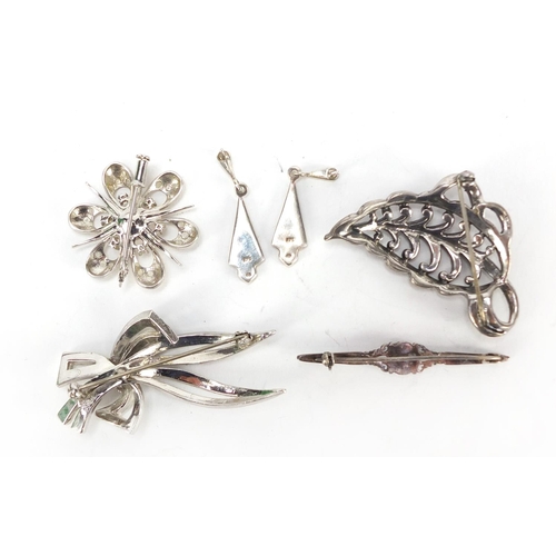 3003 - Mostly silver jewellery including marcasite brooches and a pair of Art Deco enamelled earrings