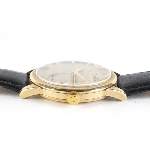 150 - Gentleman's 9ct gold Omega Genève wristwatch, 33mm in diameter excluding the crown