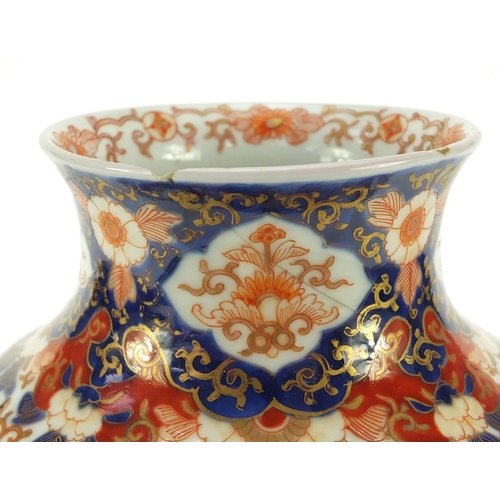 3942 - Japanese Imari porcelain vase, finely hand painted with figures, phoenixes and flowers, 28.5cm high