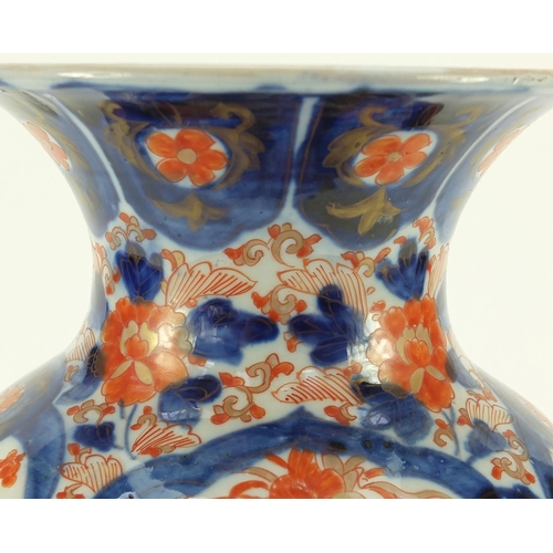 3383 - Large Japanese Imari porcelain vase, hand painted with flowers, 31.5cm high