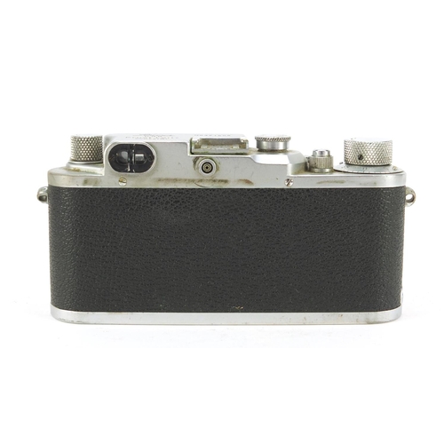 3892 - Leica III Rangefinder camera with leather case, serial number 371508