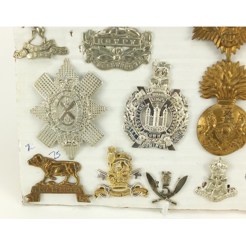 3289 - British military World War I and later cap badges including Army Ordnance Corps, Kenya Regiment and ... 