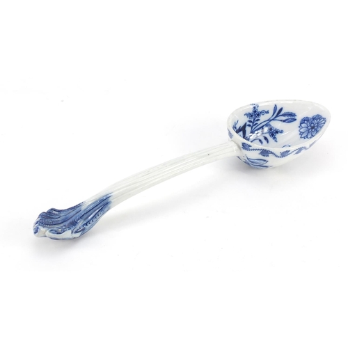 3152 - Large Meissen porcelain ladle hand painted in the Blue Onion pattern, 32cm in length