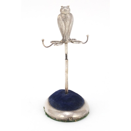 3683 - Edward VII novelty silver pin cushion in the form of an owl seated on a branch, with garnet eyes, by... 