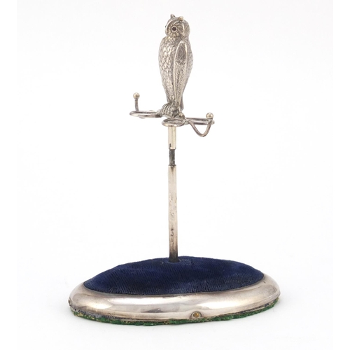 3683 - Edward VII novelty silver pin cushion in the form of an owl seated on a branch, with garnet eyes, by... 