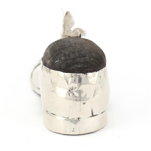 3682 - George V novelty silver pin cushion in the form of a shoe, by S Blanckensee & Sons Ltd, Birmingham 1... 