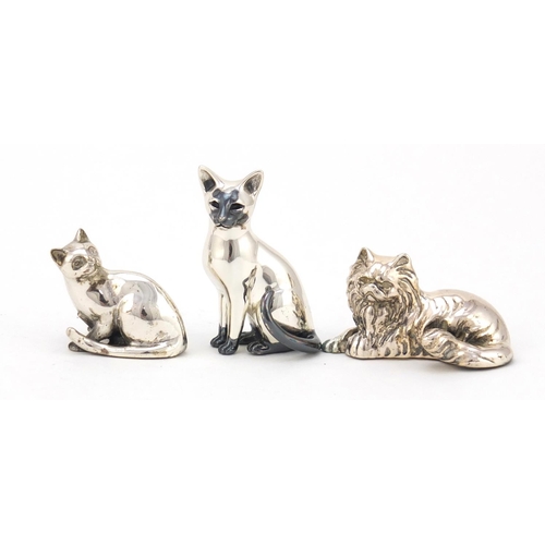 3825 - Three Italian miniature silver cats, the largest 4cm high, 54.8g