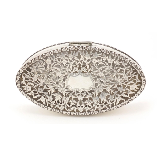 3227 - Edward VII oval silver box, retailed by Asprey & Co Ltd, the hinged lid pierced with flowers, Cheste... 