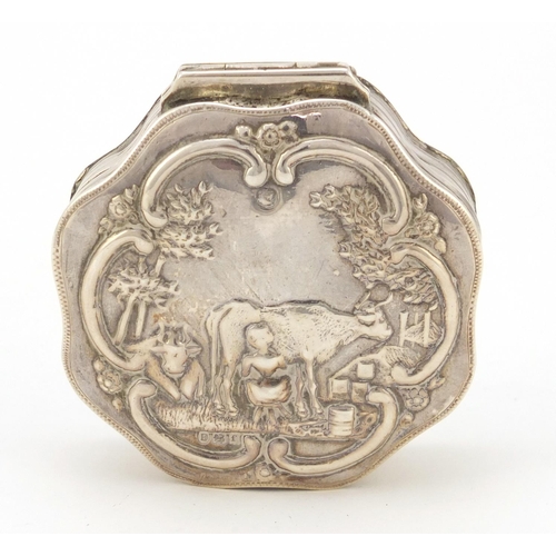 3551 - Edward VII patch box by Berthold Muller, embossed with farming scenes, London 1901, 6cm in diameter,... 