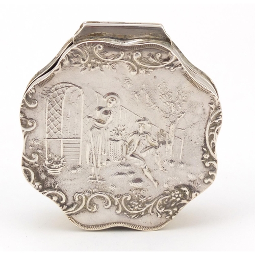 3551 - Edward VII patch box by Berthold Muller, embossed with farming scenes, London 1901, 6cm in diameter,... 