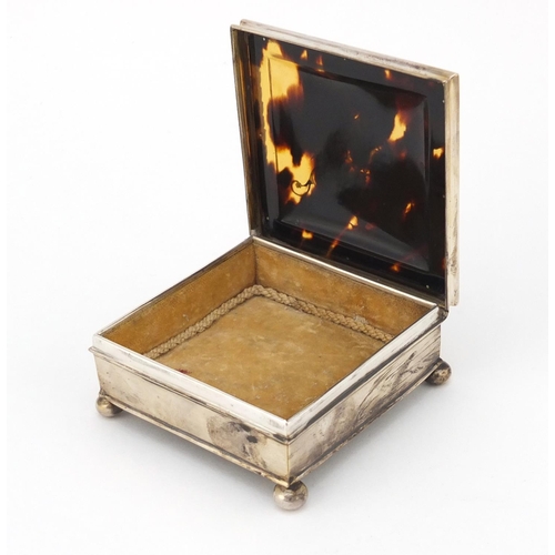 3326 - Edward VII silver and tortoiseshell pique work jewel box with hinged lid, by William Comyns & Sons, ... 