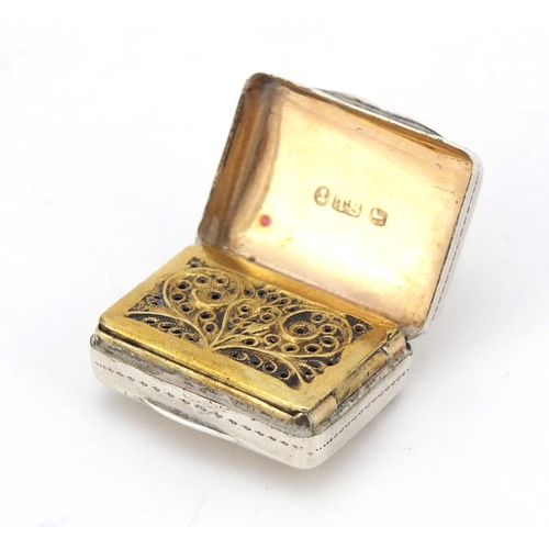 3429 - Georgian silver vinaigrette with gilt interior, by Thomas Shaw, indistinct Birmingham hallmarks, 2.6... 