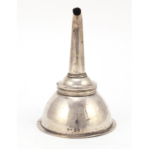 3735 - George III silver wine funnel, by Peter & Ann Bateman, London 1797, 13cm in length, 90.0g