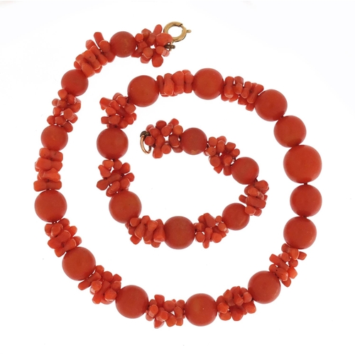 3375 - Natural coral and pink bead necklace, 44cm in length, 43.0g