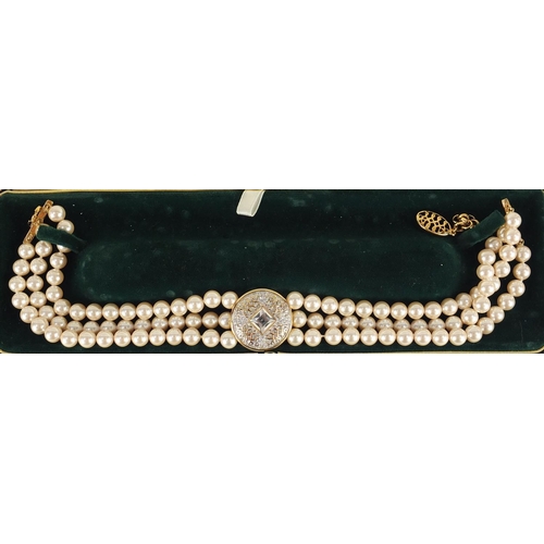 3928 - Harrods Duchess of Windsor Collection costume jewellery comprising a simulated pearl choker necklace... 