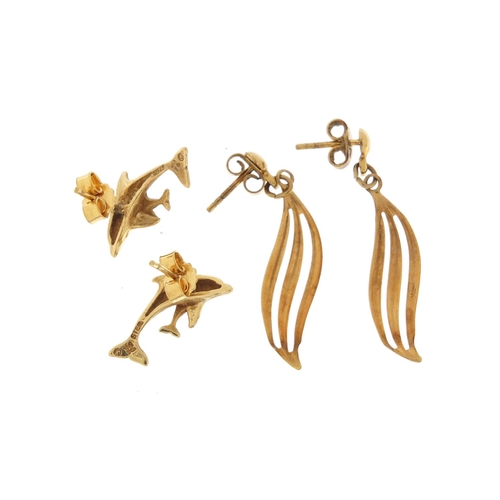 4017 - Pair of 9ct gold drop earrings and a pair of silver gilt dolphin earrings, the largest 3.5cm in leng... 