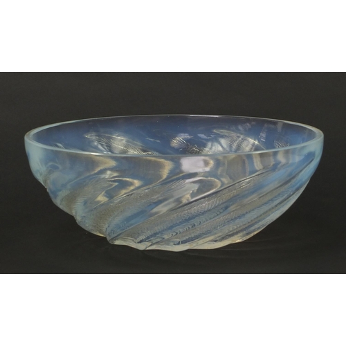 3640 - René Lalique poissons opalescent glass bowl, indistinctly moulded R Lalique to the inside, 24cm in d... 