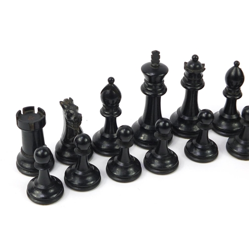 3996 - Good boxwood and ebony Staunton weighted chess set, possibly by Jacques with mahogany case, the larg... 