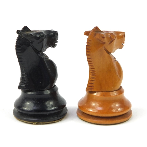 3996 - Good boxwood and ebony Staunton weighted chess set, possibly by Jacques with mahogany case, the larg... 