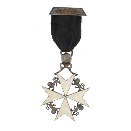 3902 - Silver and white enamel Order of St John cross, George Kenning & Son, London 1915