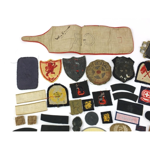 3291 - British and United States militaria including United States Air Corps cloth patch, World War I Volun... 