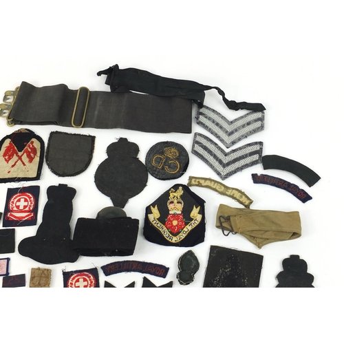 3291 - British and United States militaria including United States Air Corps cloth patch, World War I Volun... 