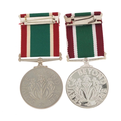 3525 - Two Women's Voluntary Service medals with cases