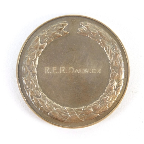 3692 - London 1934 International Air Post Exhibition silver medallion engraved R E R Dalwich, 5cm in diamet... 