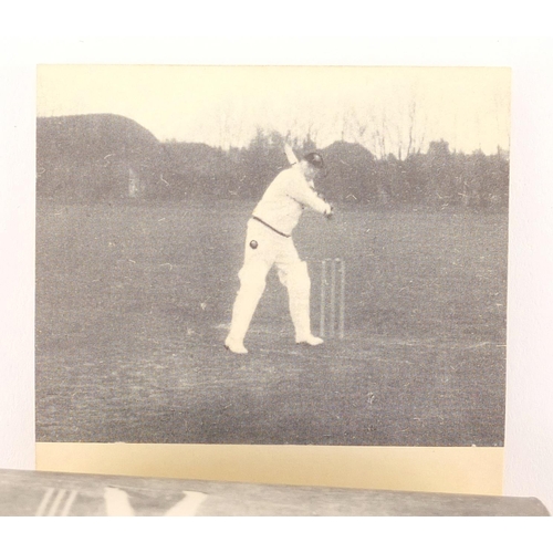 3345 - Early 20th century Frank Woolley cricket flick book, pull to leg and forcing shot, off the back foot... 