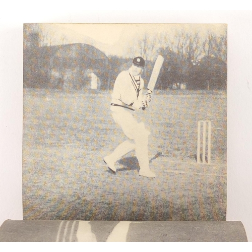 3344 - Early 20th century Frank Woolley cricket flick book, square cut and walking shot