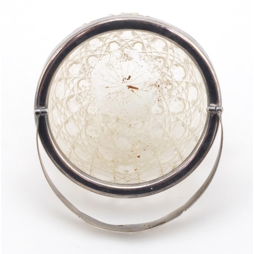 3870 - Edward VII cut glass basket with silver mount and swing handle, London 1906, 11cm in diameter