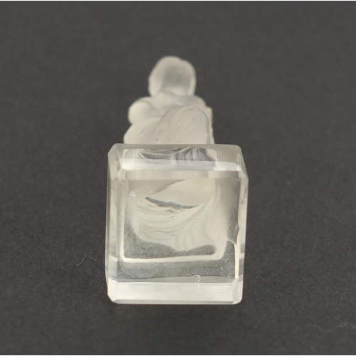 3660 - Sabino style frosted and clear glass seal in the form of Venus de Milo, 7cm high