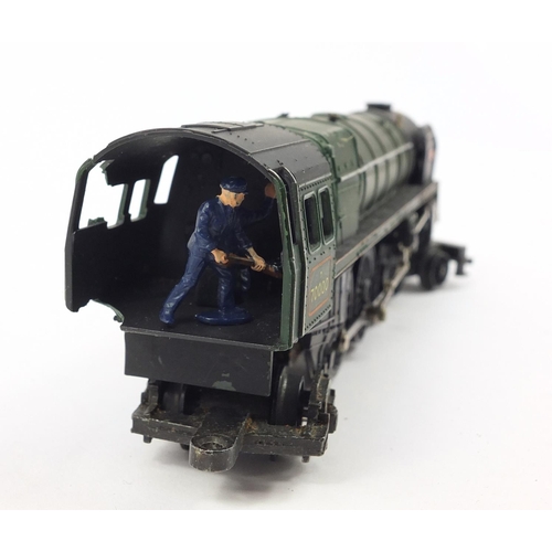 4117 - Tri-ang 00 gauge model railway, some with boxes, and a selection of die cast vehicles