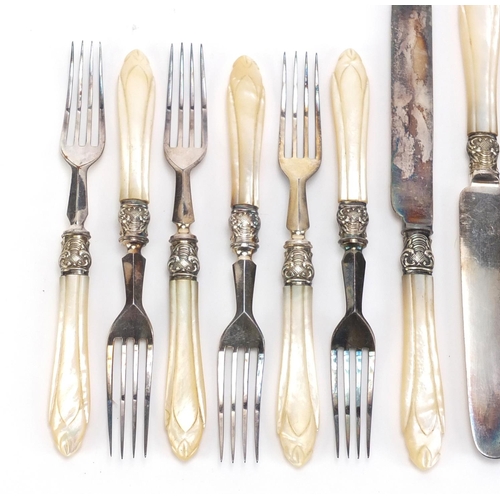 1172 - Set of six silver plated knives and forks with mother of pearl handles, the largest each 21.5cm in l... 