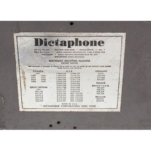 1456 - Timemaster electronic Dictaphone dictating machine with carrying case