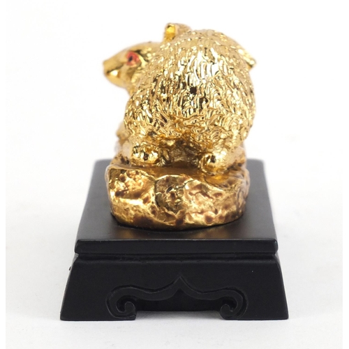 1493 - Chinese paperweight of a rabbit with box, 8cm wide