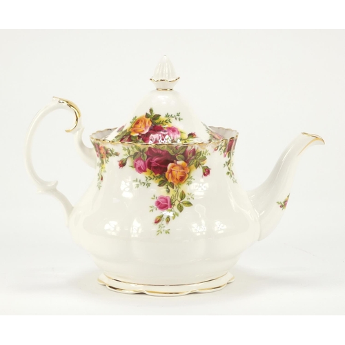 918 - Royal Albert Old Country Roses teapot, 20cm high