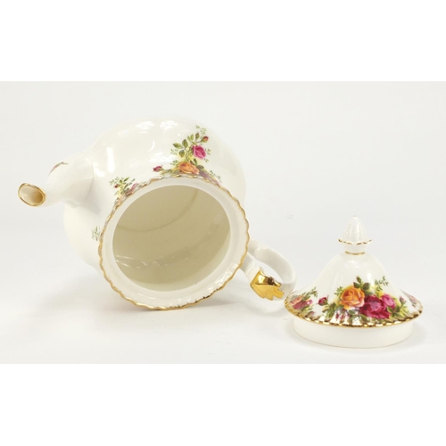 918 - Royal Albert Old Country Roses teapot, 20cm high