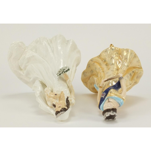 913 - Two collectable figurines comprising Royal Worcester, Queen Elizabeth II Diamond Jubilee, 53/2500 an... 