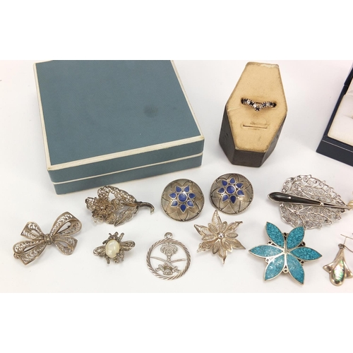 1271 - Silver and white metal jewellery including earrings, brooches and rings