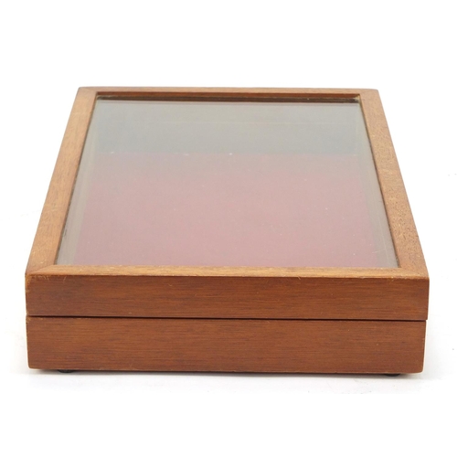 1466 - Mahogany glazed jewellery display case, 8cm H x 45cm W x 28cm D