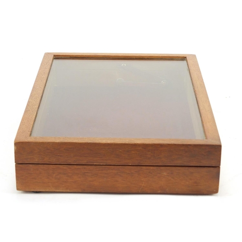 1466 - Mahogany glazed jewellery display case, 8cm H x 45cm W x 28cm D