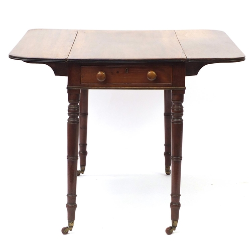 1606 - Victorian mahogany Pembroke table, 70cm H x 48cm W x 90.5cm D when closed